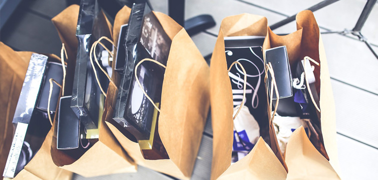 Venite con noi alla scoperta di quanto di più bello offre Roma: showroom, atelier, gioiellerie, laboratori...